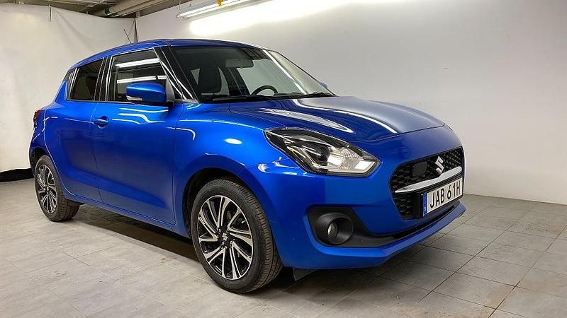Begagnad Suzuki Swift 83 HK (61 kW) 2022 Blå Halvkombi