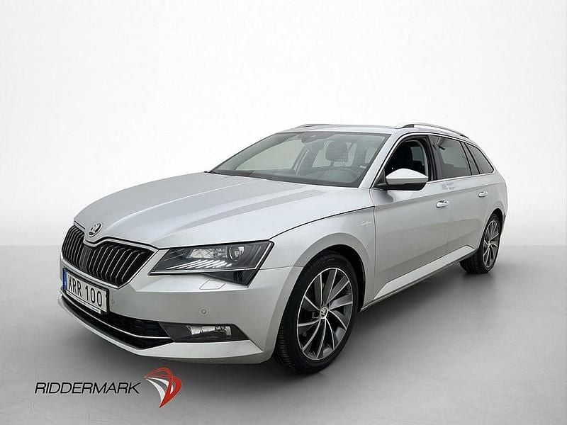 Begagnad Skoda Superb Business Line 190 HK (139 kW) 2017 Silver Kombi