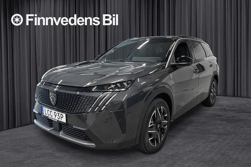 Grå Ny 2025 Peugeot 5008 GTi Minibuss | 449 800 kr (Marknadspris) - Bild 1/4