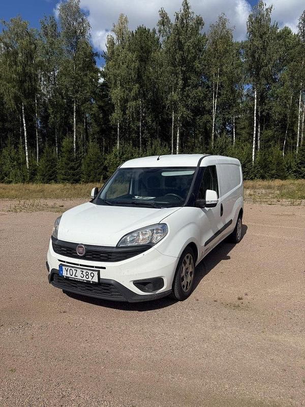 Begagnad 2017 Fiat Doblò Minibuss | 57 000 kr - Bild 1/4