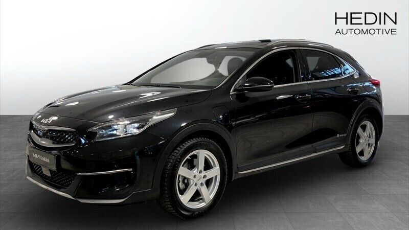 Svart (black) Begagnad 2022 Kia XCeed 2 SUV | 279 900 kr (Marknadspris) - Bild 1/4