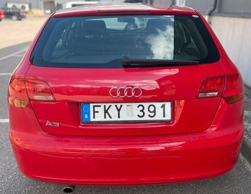 Röd Begagnad 2007 Audi A3 Sportback Comfort Halvkombi | 22 500 kr (Bra pris) - Bild 1/3