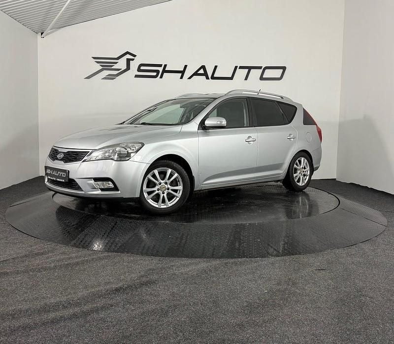 Begagnad Kia Ceed Sportswagon EX 116 HK (85 kW) 2010 Grå Kombi