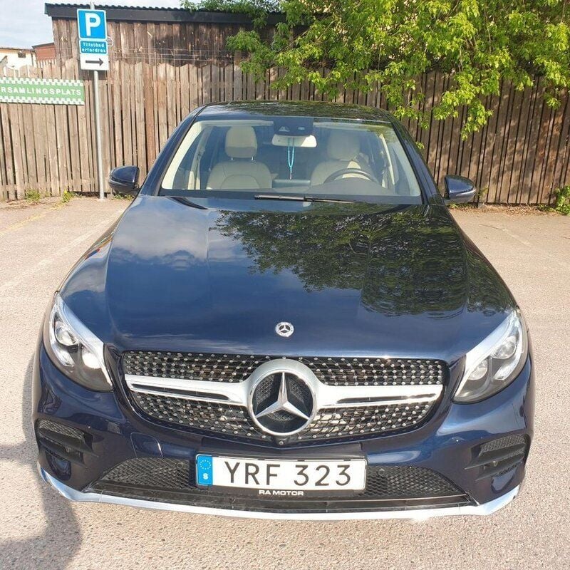 Begagnad Mercedes GLC250 211 HK (155 kW) 2017 Mörkblå (blå) SUV