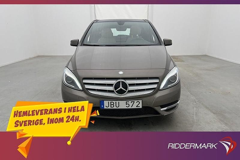 Begagnad Mercedes B200 156 HK (114 kW) 2013 Grå Minibuss