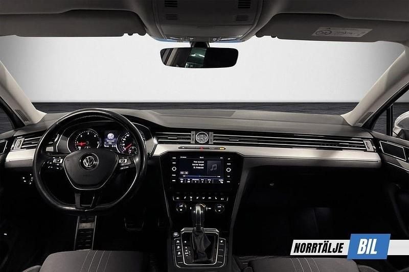 Begagnad VW Passat Alltrack 190 HK (139 kW) 2017 Silver Kombi