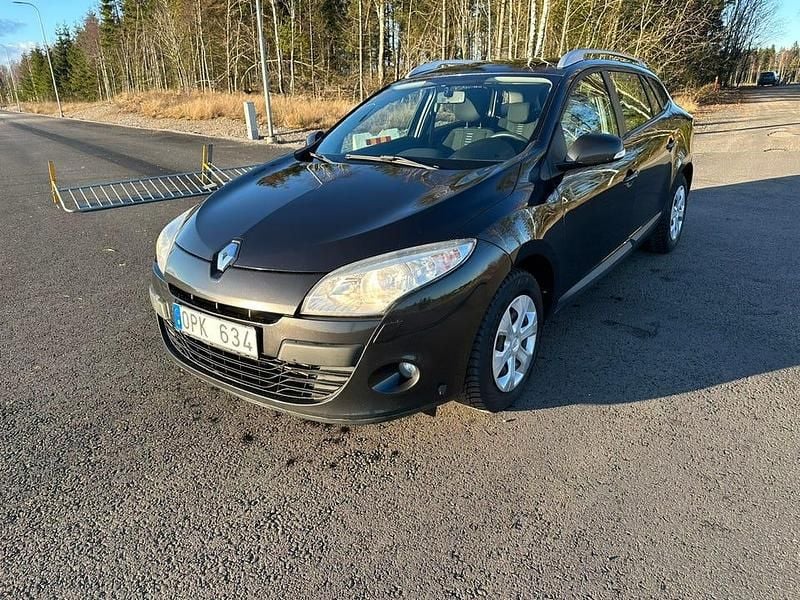Begagnad 2010 Renault Mégane GrandTour Kombi | 27 000 kr (Marknadspris) - Bild 1/4
