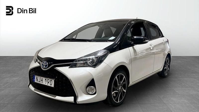 Begagnad Toyota Yaris Hybrid Active 73 HK (53 kW) 2016 Vit Halvkombi