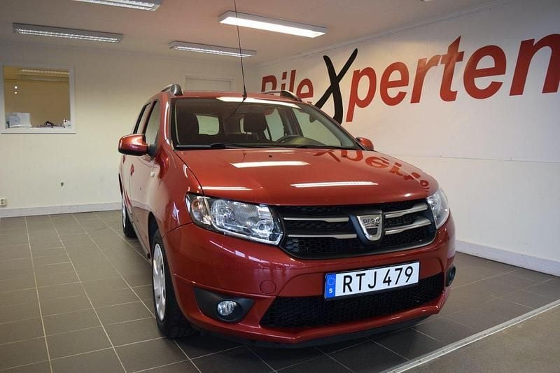 Röd Begagnad 2014 Dacia Logan MCV Kombi | 64 900 kr (Lite dyr) - Bild 1/4