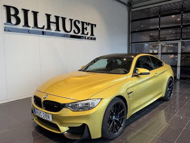Gul Begagnad 2015 BMW M4 Sportkupé | 479 900 kr (Lite dyr) - Bild 1/3