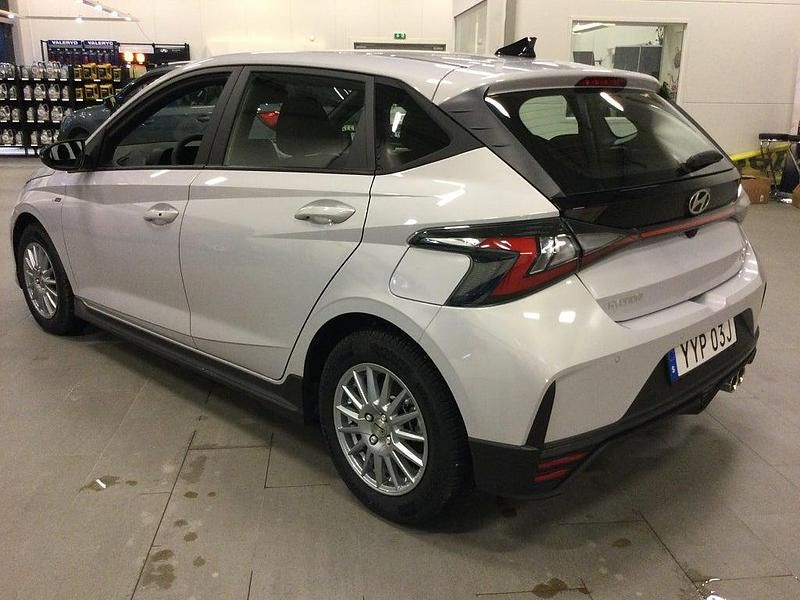 Begagnad Hyundai i20 N Line 101 HK (74 kW) 2024 Grå Halvkombi