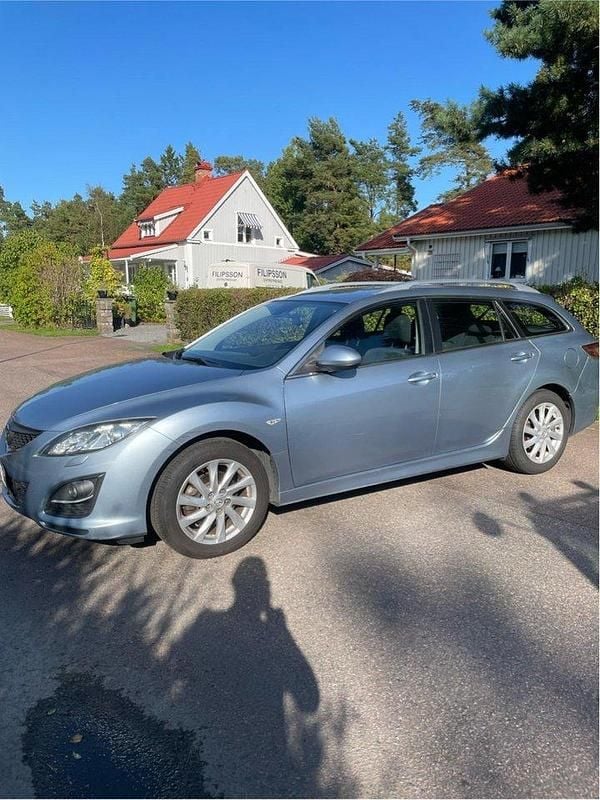 Blå Begagnad 2010 Mazda 6 Kombi | 52 000 kr (Bra pris) - Bild 1/4