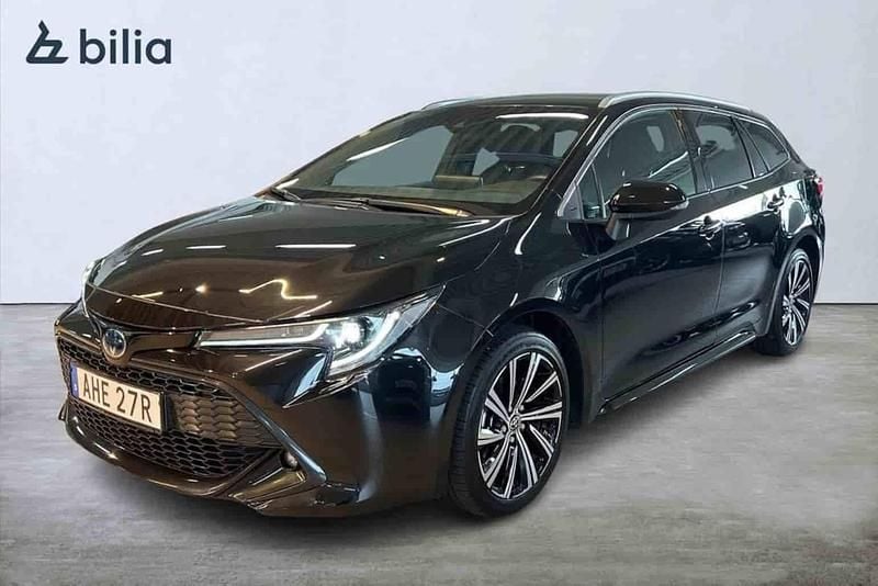 Svart Begagnad 2023 Toyota Corolla Kombi | 279 900 kr - Bild 1/1