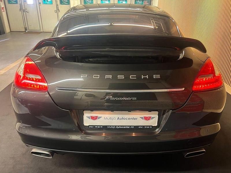 Begagnad Porsche Panamera 250 HK (183 kW) 2013 Mörkgrå (grå) Sedan