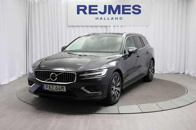 Begagnad 2019 Volvo V60 Kombi | 259 500 kr - Bild 1/4