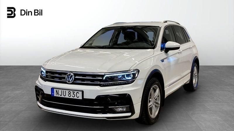 Vit Begagnad 2019 VW Tiguan R-line SUV | 299 900 kr (Marknadspris) - Bild 1/4