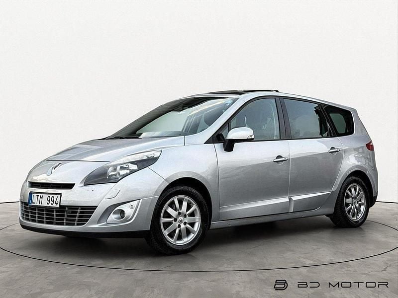 Silver Begagnad 2011 Renault Grand Scénic III Minibuss | 49 800 kr (Marknadspris) - Bild 1/4