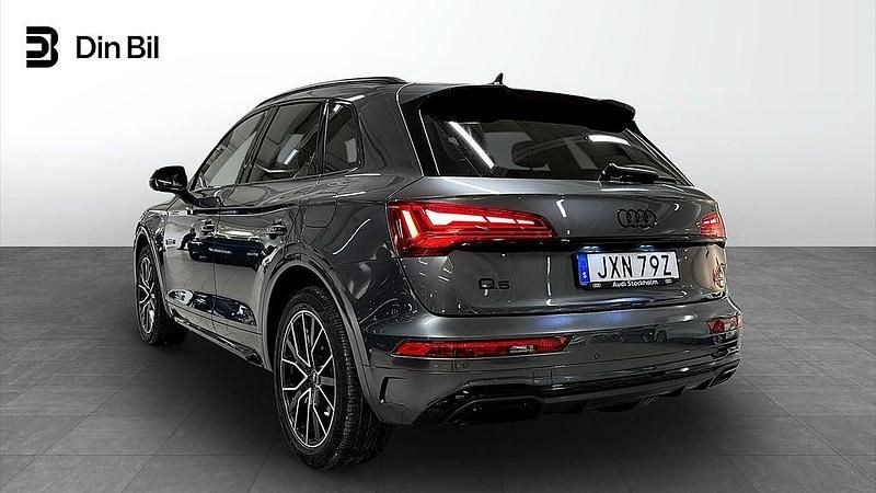 Begagnad Audi Q5 S-Line 265 HK (194 kW) 2022 Grå SUV