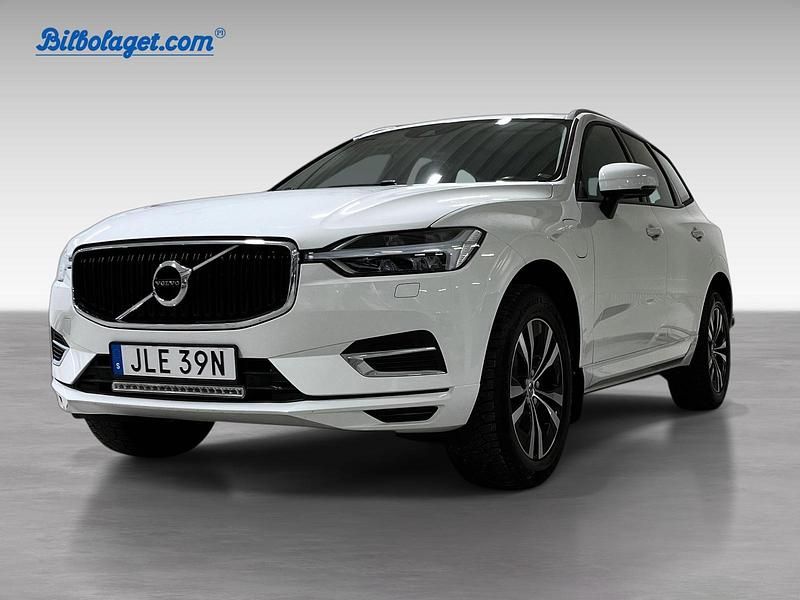 Vit Begagnad 2020 Volvo XC60 Momentum SUV | 354 900 kr - Bild 1/4