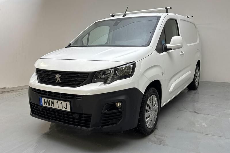 Begagnad Peugeot Partner 100 HK (73 kW) 2019 Vit Minibuss