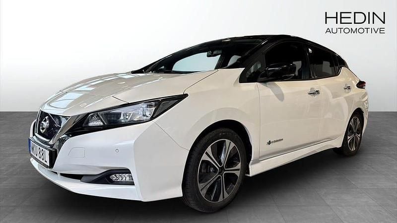 Begagnad Nissan Leaf N-Connecta 110 kW (150 HK) 2019 Vit Halvkombi