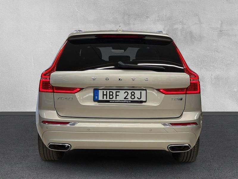 Begagnad Volvo XC60 Inscription 392 HK (288 kW) 2020 Brun SUV