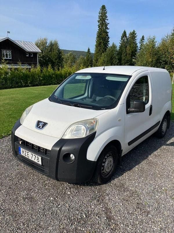 Vit Begagnad 2008 Peugeot Bipper Minibuss | 25 000 kr (Marknadspris) - Bild 1/3