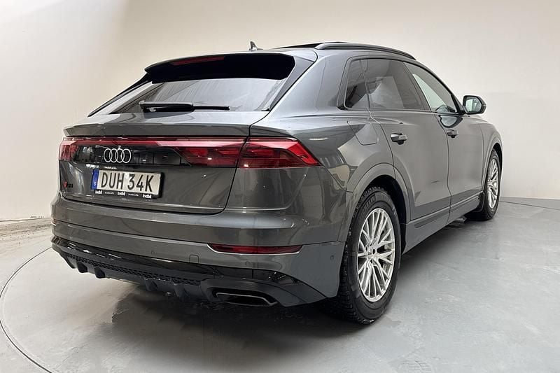 Begagnad Audi Q8 S-Line 286 HK (210 kW) 2025 Grå SUV