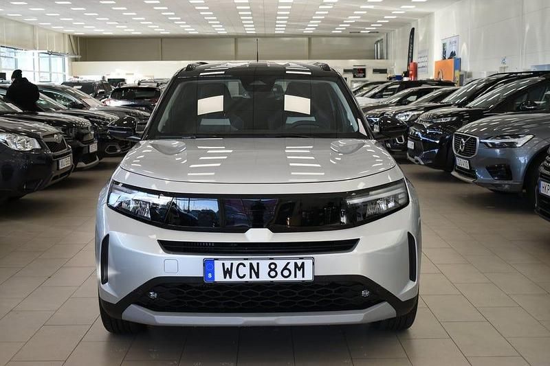 Silvermetallic Ny 2025 Opel Frontera SUV | 349 900 kr (Marknadspris) - Bild 1/4