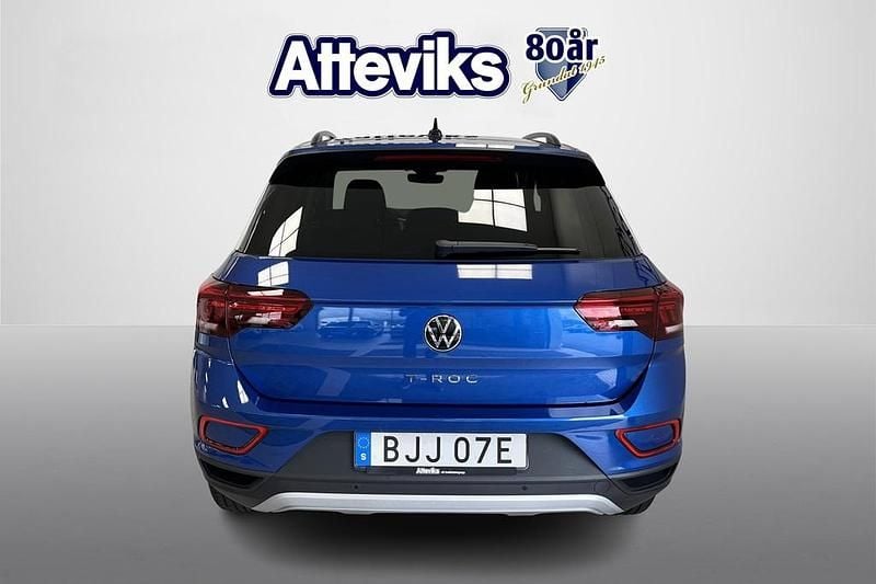 Begagnad VW T-Roc Edition 151 HK (111 kW) 2024 Blå SUV