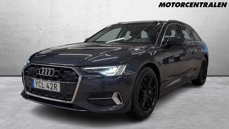 Grå Begagnad 2024 Audi A6 Sport Kombi | 529 000 kr (Dyr) - Bild 1/4