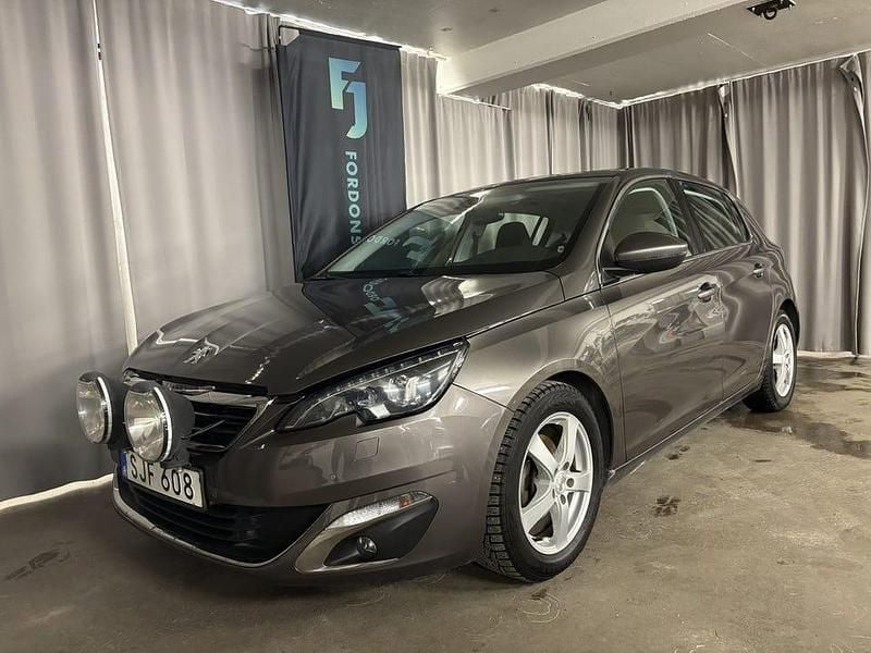 Begagnad Peugeot 308 Allure 116 HK (85 kW) 2014