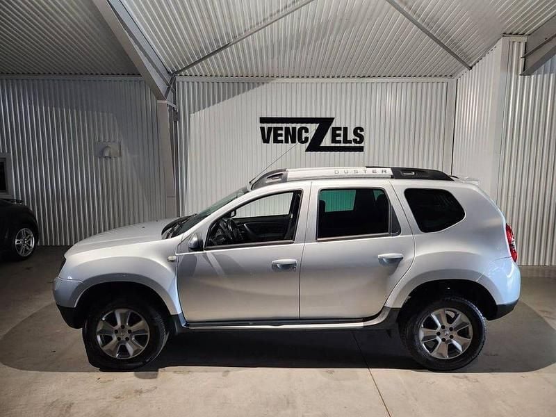 Silver Begagnad 2015 Dacia Duster SUV | 79 000 kr (Marknadspris) - Bild 1/4