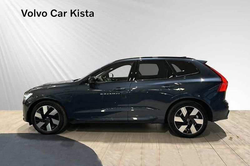 Begagnad Volvo XC60 Ultra 462 HK (339 kW) 2025 Blå SUV