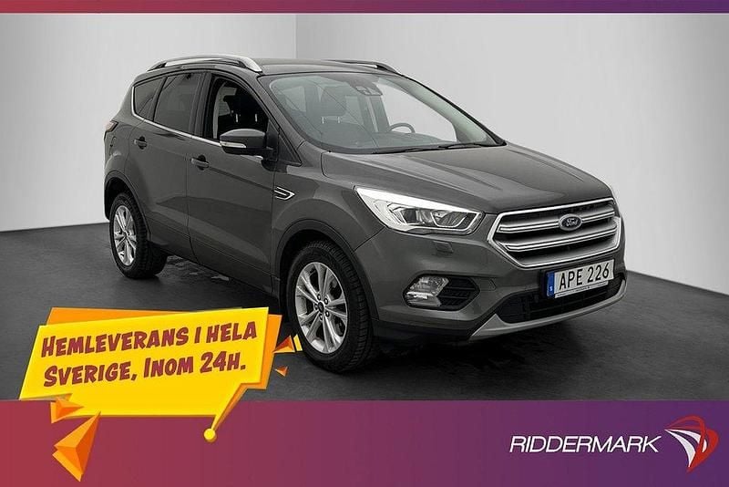 Grå Begagnad 2018 Ford Kuga Titanium SUV | 154 800 kr (Marknadspris) - Bild 1/3