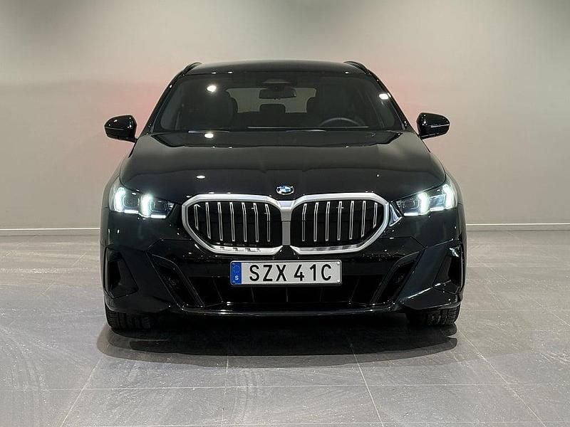 Begagnad BMW 520 Shadowline 197 HK (144 kW) 2025 Svart Kombi