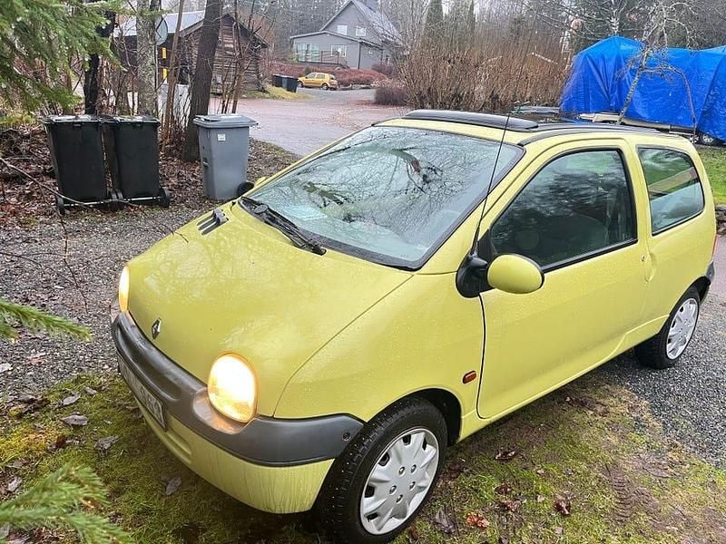 Begagnad 2001 Renault Twingo Halvkombi | 19 500 kr - Bild 1/4
