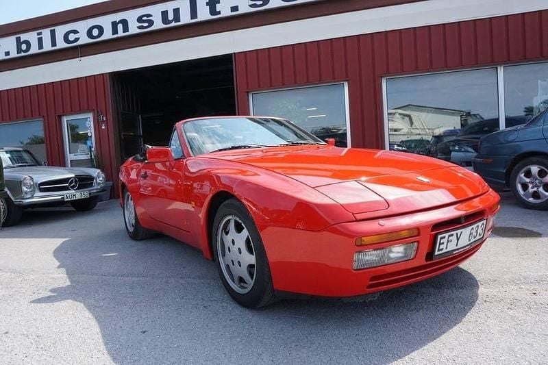 Röd Begagnad 1990 Porsche 944 S2 Cab | 239 000 kr - Bild 1/4