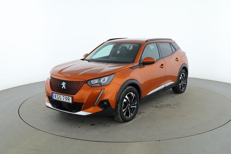 Begagnad Peugeot e-2008 Allure 100 kW (137 HK) 2021 Orange SUV