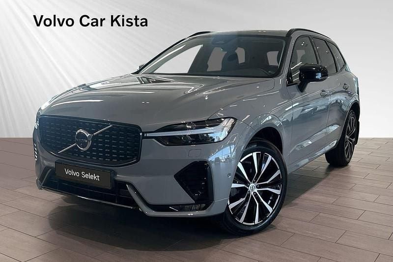 Grå Begagnad 2023 Volvo XC60 Plus SUV | 534 400 kr (Dyr) - Bild 1/3