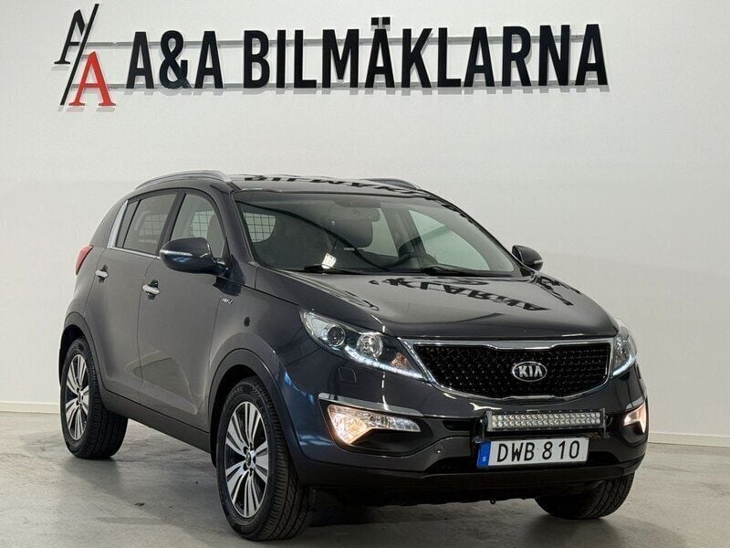 Grå Begagnad 2015 Kia Sportage Comfort SUV | 89 900 kr (Bra pris) - Bild 1/4