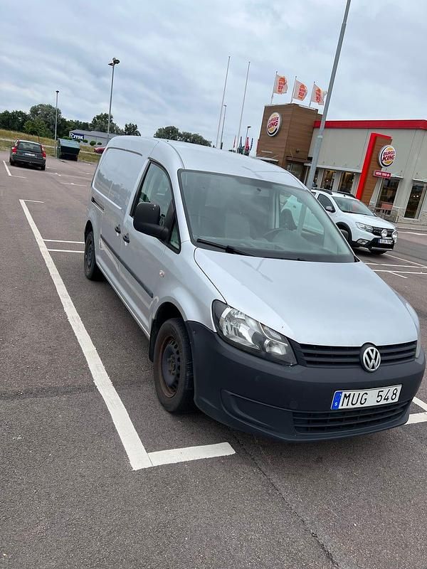 Begagnad VW Caddy Maxi 102 HK (75 kW) 2013 Minibuss