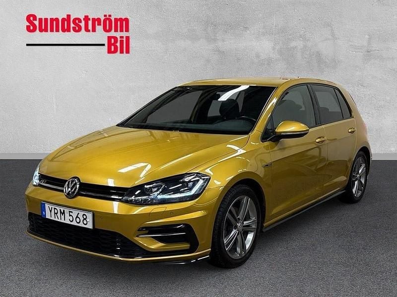 Gul Begagnad 2018 VW Golf VII GT Halvkombi | 184 900 kr (Marknadspris) - Bild 1/3