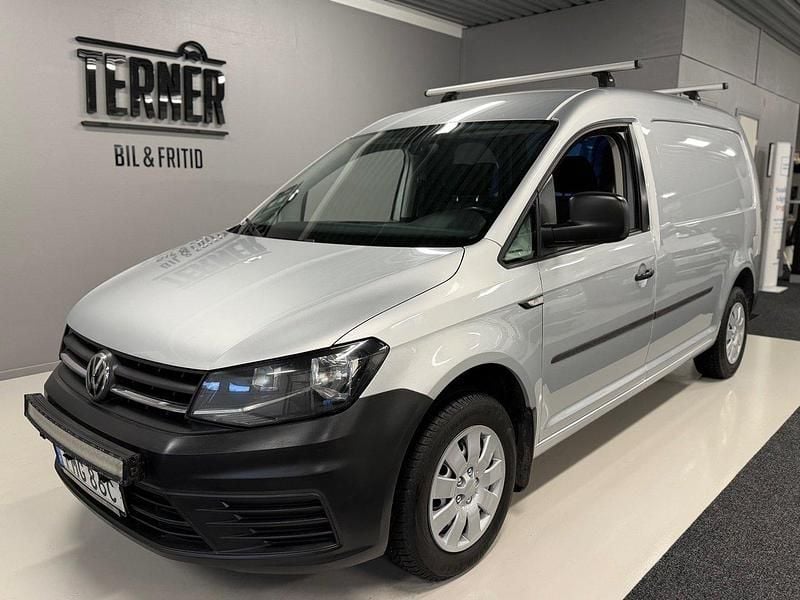 Silver (silvermetallic) Begagnad 2019 VW Caddy Maxi Minibuss | 139 000 kr (Bra pris) - Bild 1/4