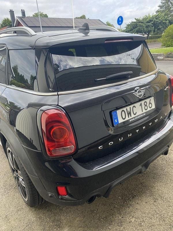 Svart Begagnad 2018 Mini John Cooper Works Countryman SUV | 255 000 kr (Marknadspris) - Bild 1/4