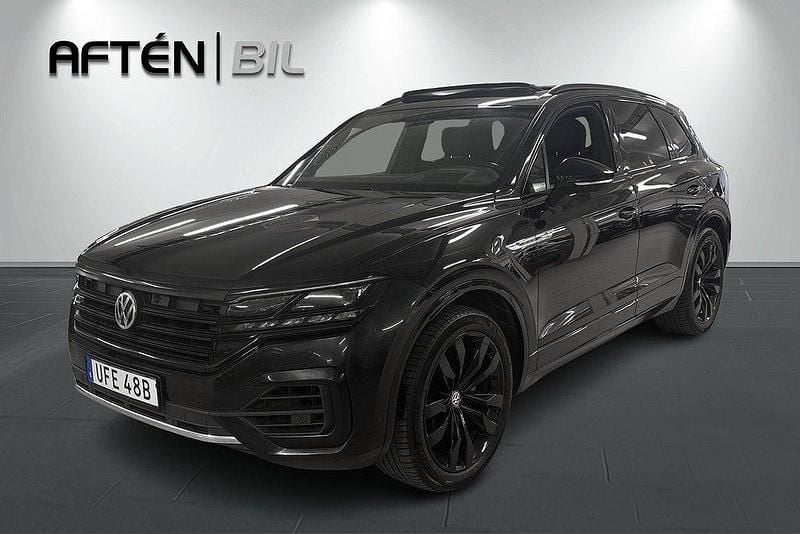Svart Begagnad 2019 VW Touareg SE SUV | 359 800 kr (Dyr) - Bild 1/3