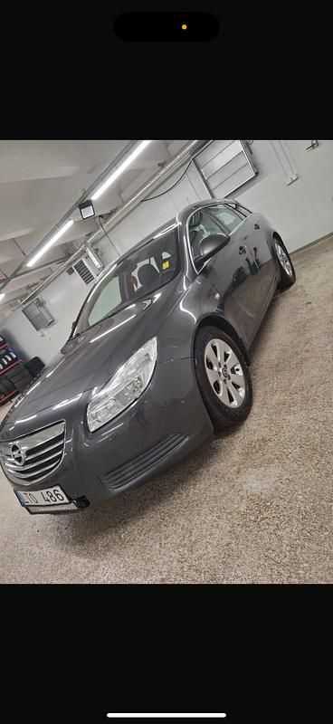 Begagnad Opel Insignia 160 HK (117 kW) 2011 Kombi