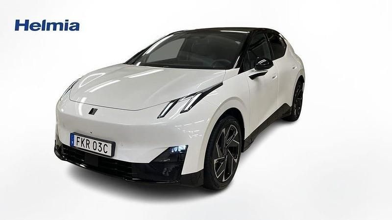 Vit Ny 2025 Lynk & Co 02 SUV | 474 995 kr (Dyr) - Bild 1/4