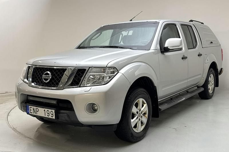 Silver Begagnad 2011 Nissan Navara Pickup | 50 000 kr (Superpris) - Bild 1/4