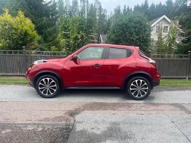 Röd Begagnad 2017 Nissan Juke SUV | 60 000 kr (Bra pris) - Bild 1/4
